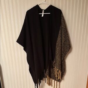 Urban outfitter Black and Gold shrug